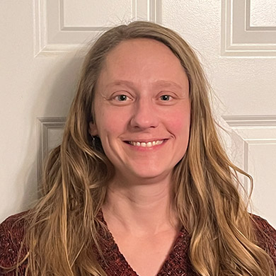 Lisa Klamer smiling at the camera